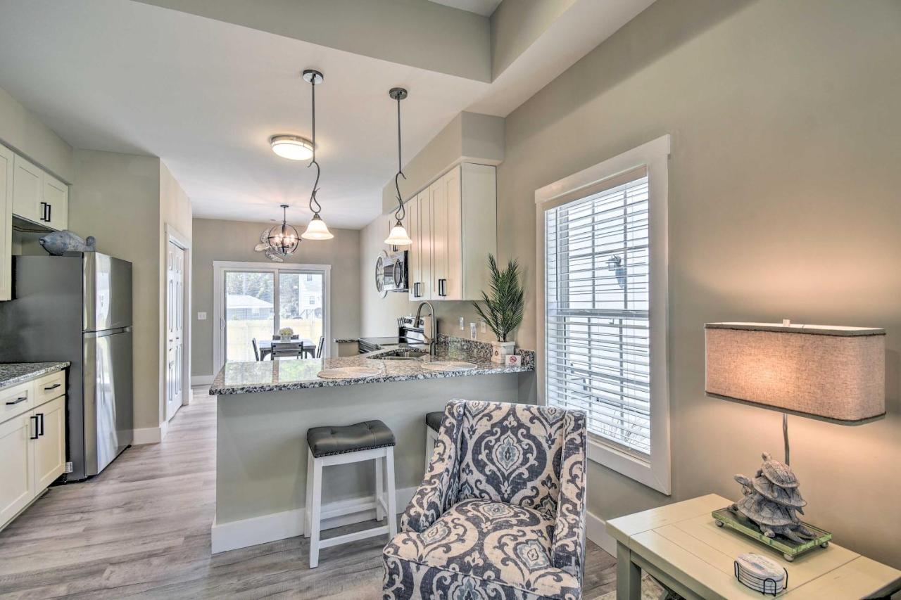 Ocean Isle Beach Home With Shared Lanai And Grill Exterior foto
