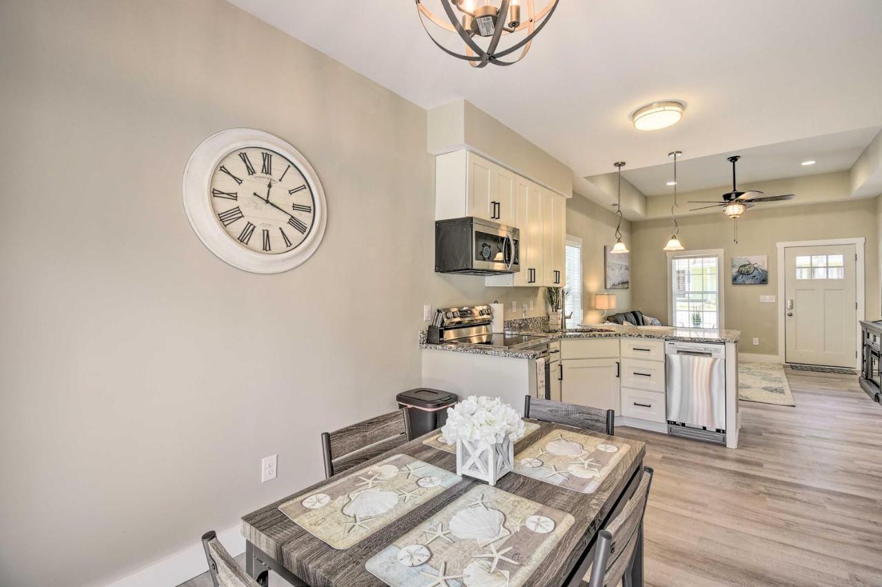 Ocean Isle Beach Home With Shared Lanai And Grill Exterior foto