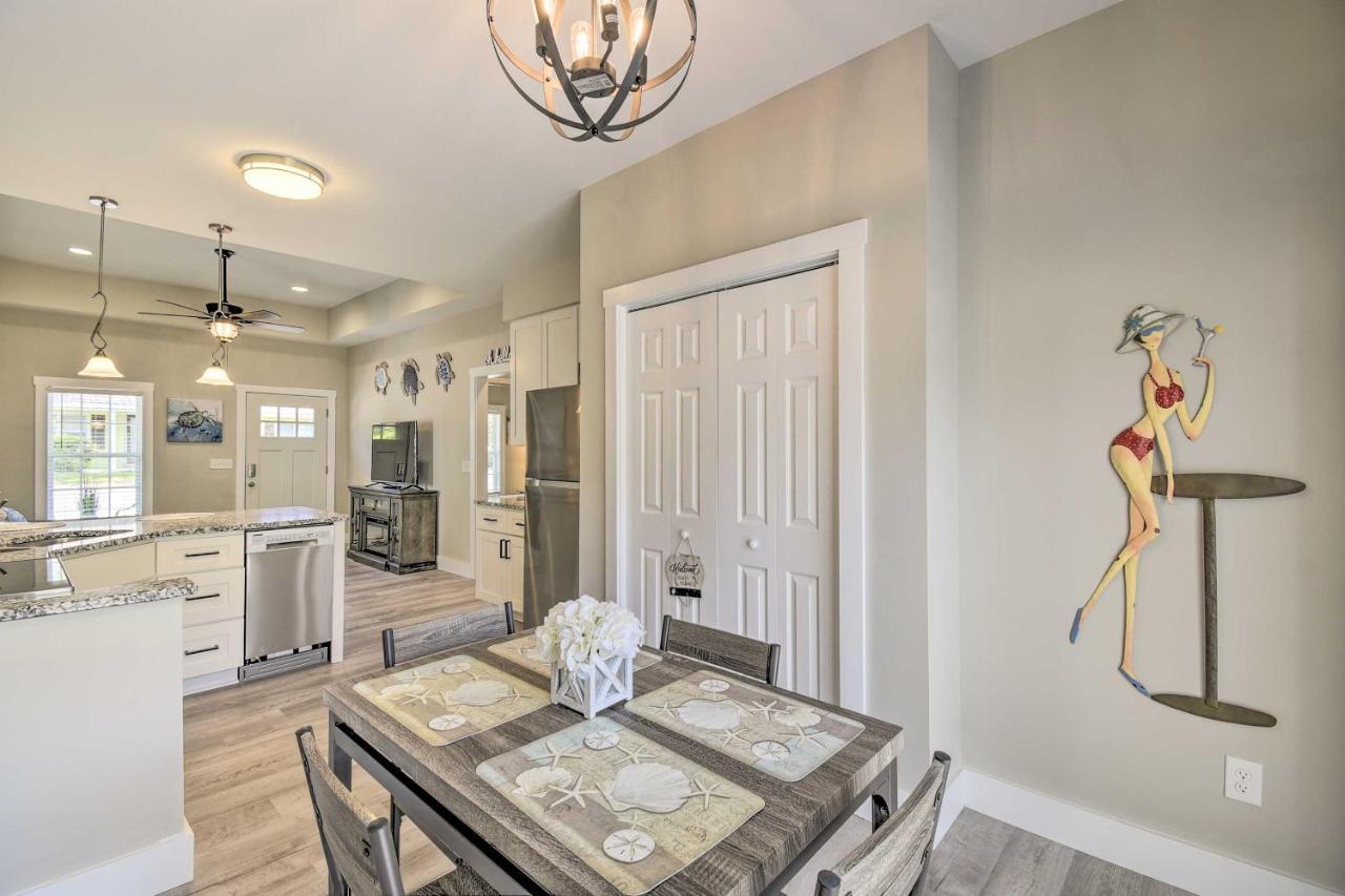 Ocean Isle Beach Home With Shared Lanai And Grill Exterior foto